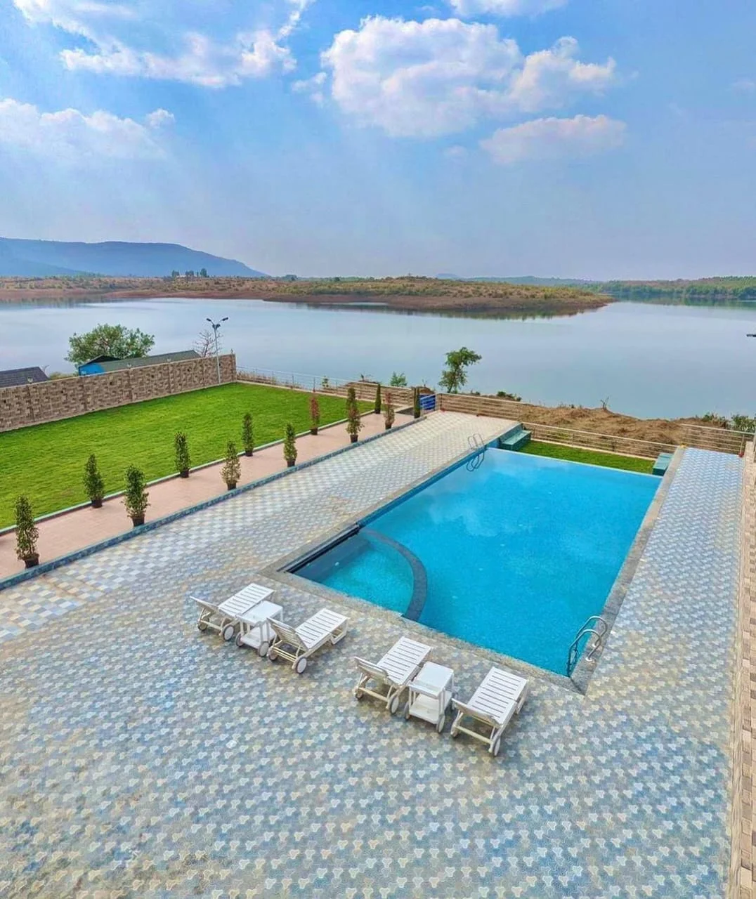 3bhk Lake View Villa In Pawna Lonavala | Villaworld