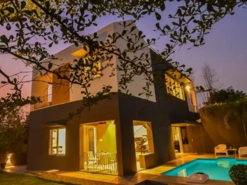 villa-with-private-pool-in-igaturi