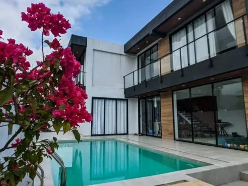 villa-of-roses-in-lonavala