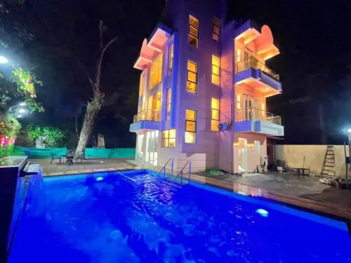 5bhk-emey-villa-in-lonavala-with-private-swimming-pool