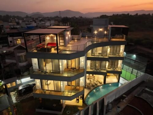 6BHK Yesgey Villa in Lonavala with Turf & Swimming Pool