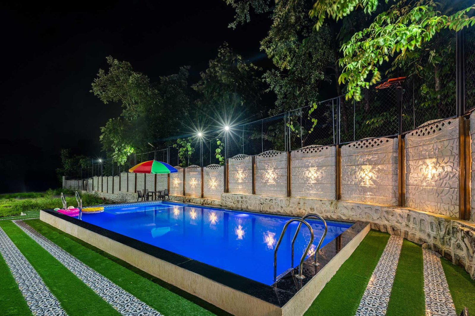 Oak view Villa In Khopoli With Private Swimming Pool
