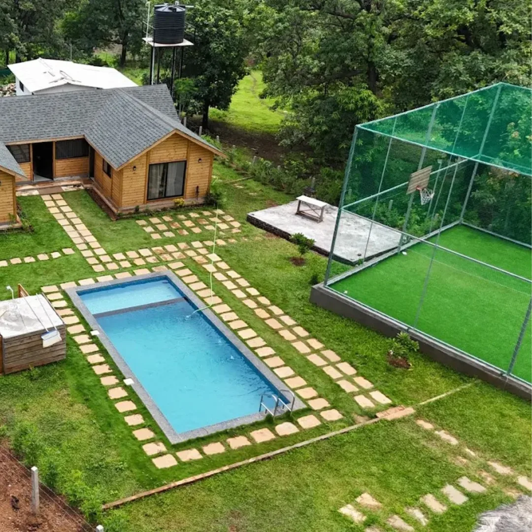 Eteka Farmhouse in Karjat with Private Pool & Turf