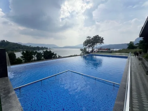 4bhk-khubyr-villa-in-pawna-with-infinity-pool