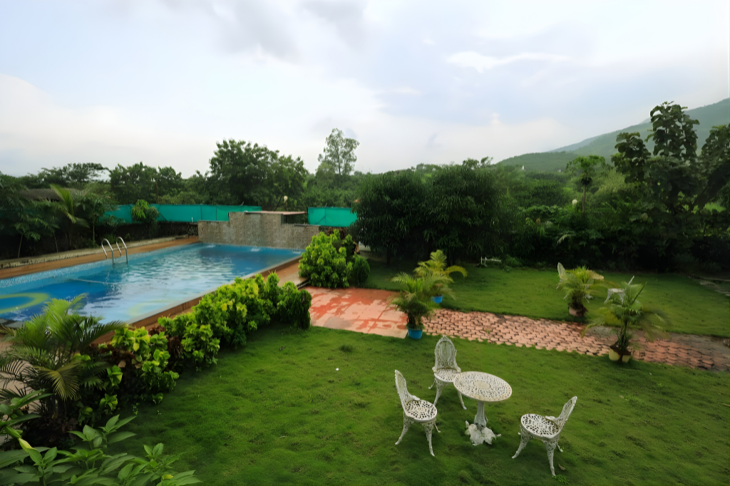 Villa in Lonavala with PrivatePool