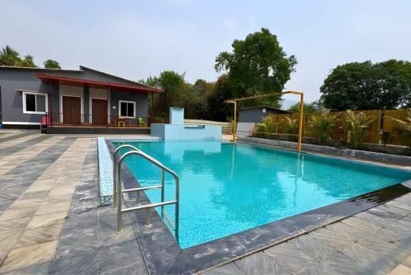 5bhk-villa-in-karjat-with-pool-and-turf