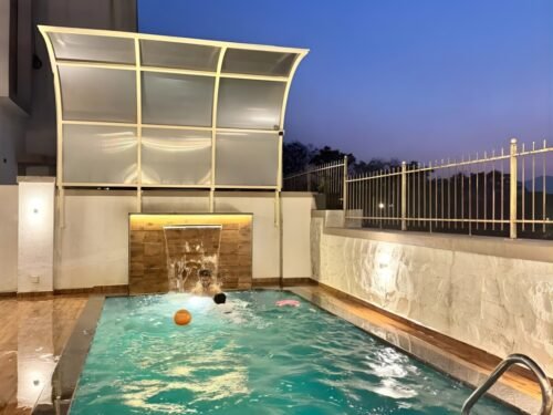 4BHK Villa in Lonavala with Jacuzzi and Private Pool