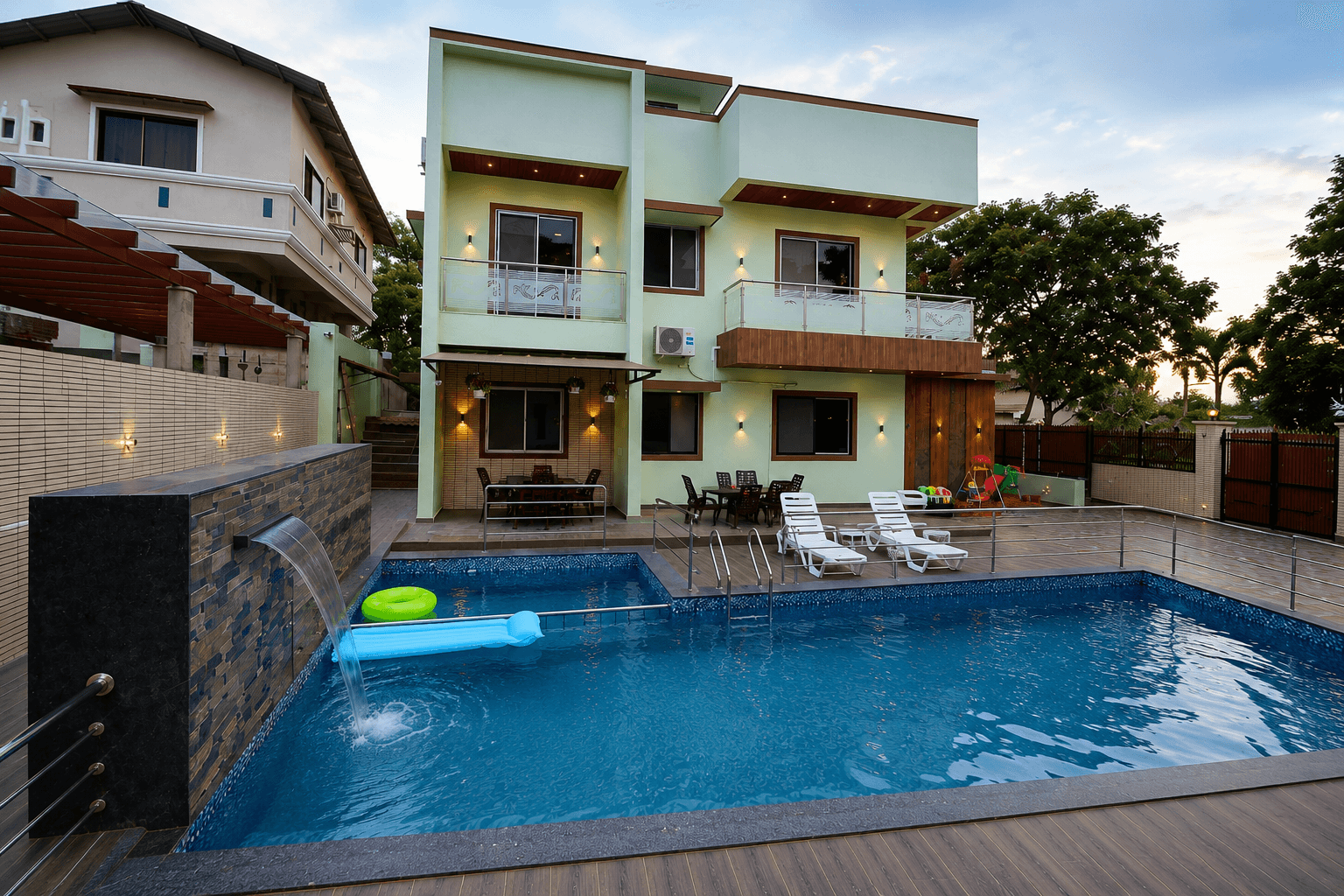Royal 6BHK Villa in Lonavala with Private Pool