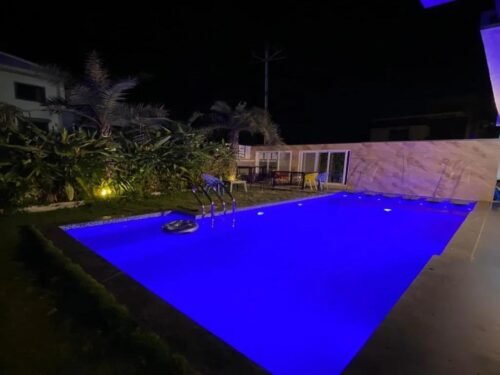 th-3bhk-villa-lonavala-private-pool-bathtub