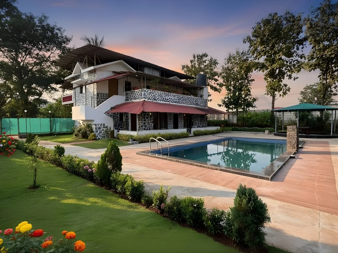 VILLA in panvel with Private pool
