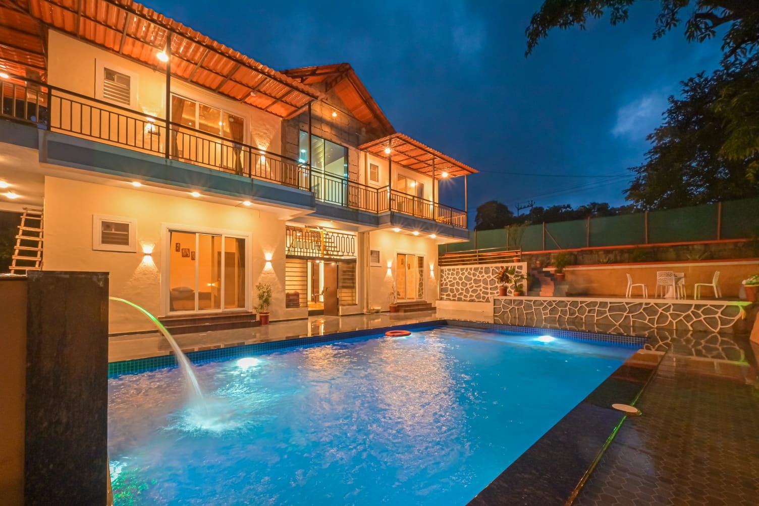 The Karz Villa 4BHK with Private Swimming Pool and Mountain View