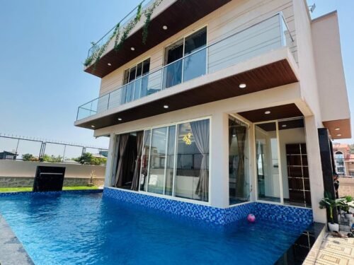 5bhk-unearth-villa-in-lonavala-with-pool-pool-table