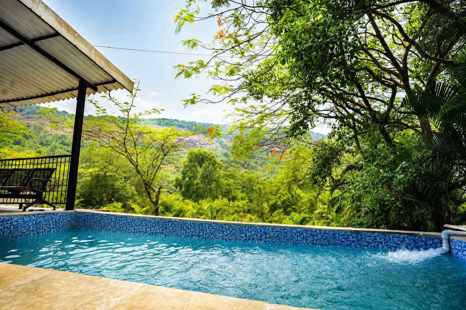 2BHK Villa in Lonavala with Infinity Pool