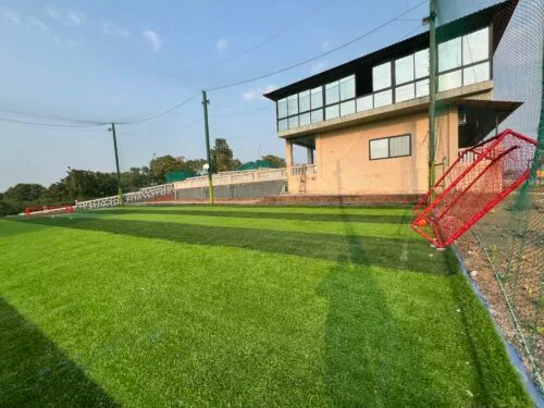 5bhk-villa-near-mumbai-with-big-football-turf-and-swimming-pool